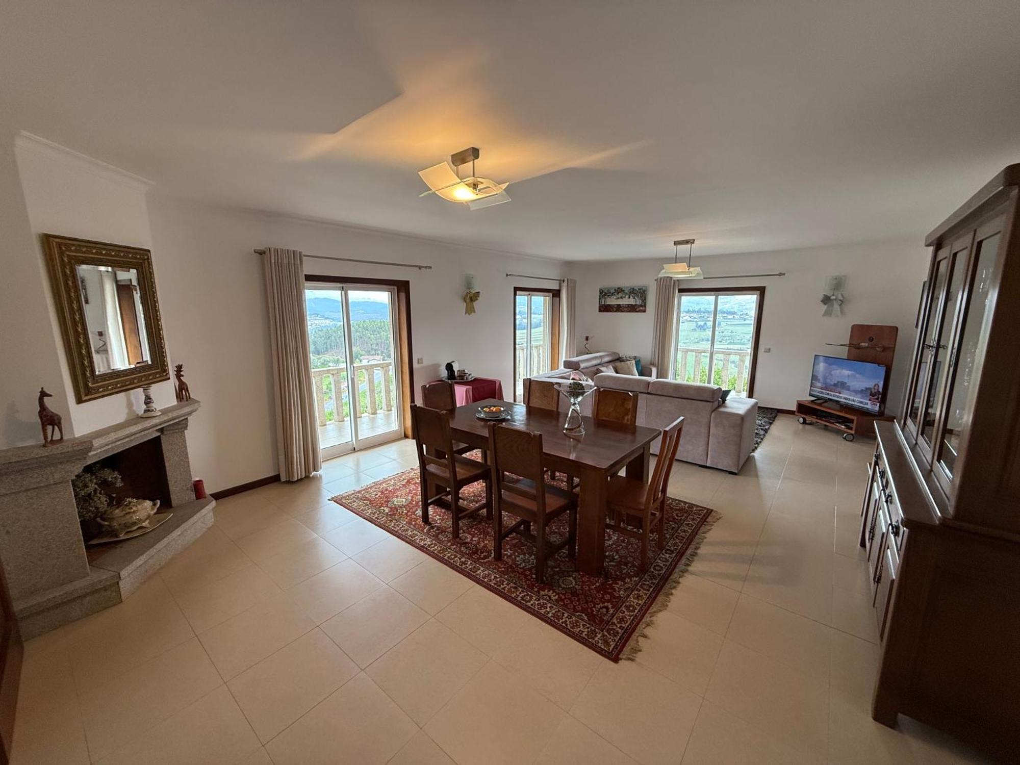 Cerdeirinhas De Basto "Piso Q 4" Apartment Canedo de Basto Bagian luar foto