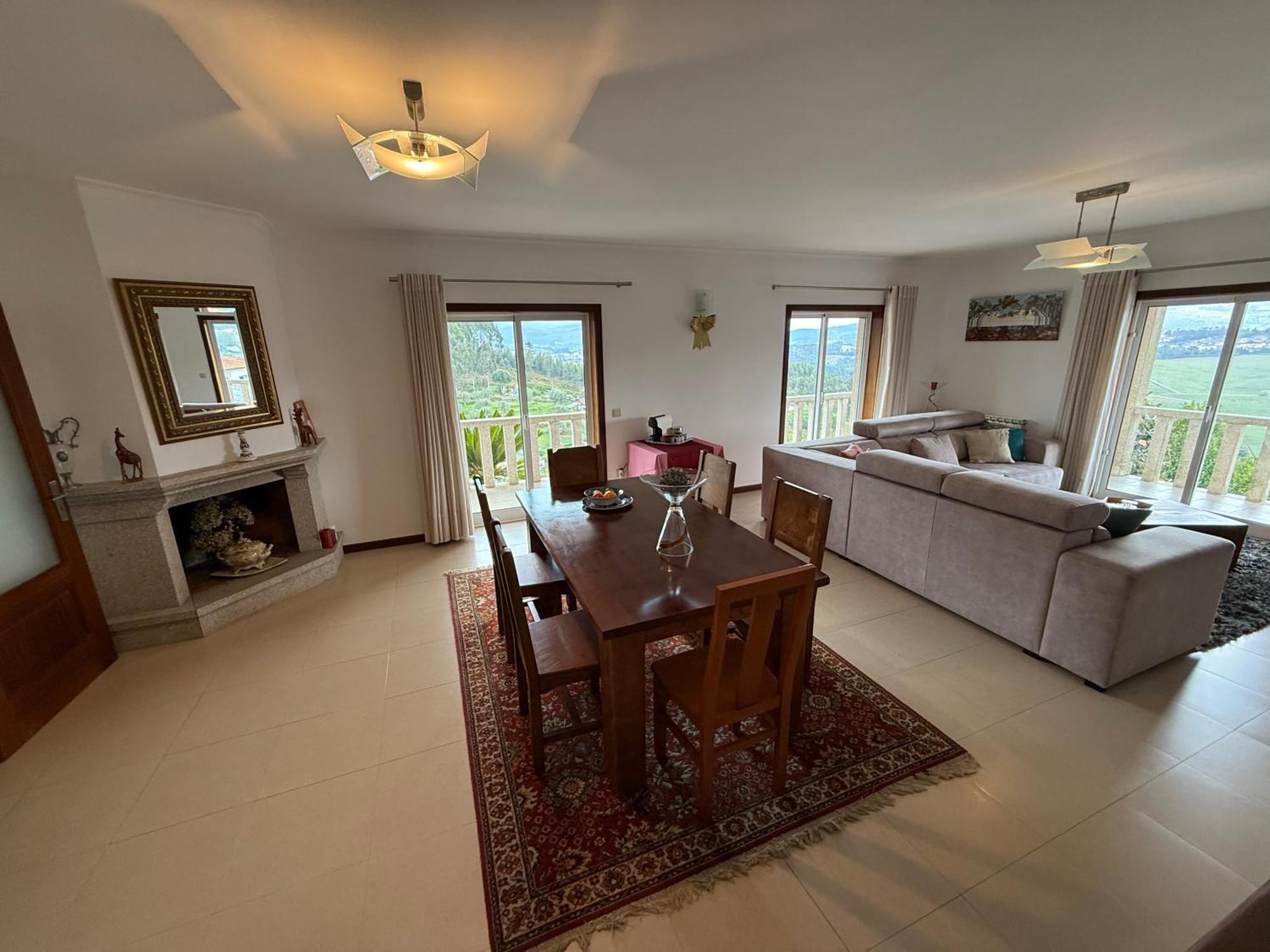 Cerdeirinhas De Basto "Piso Q 4" Apartment Canedo de Basto Bagian luar foto