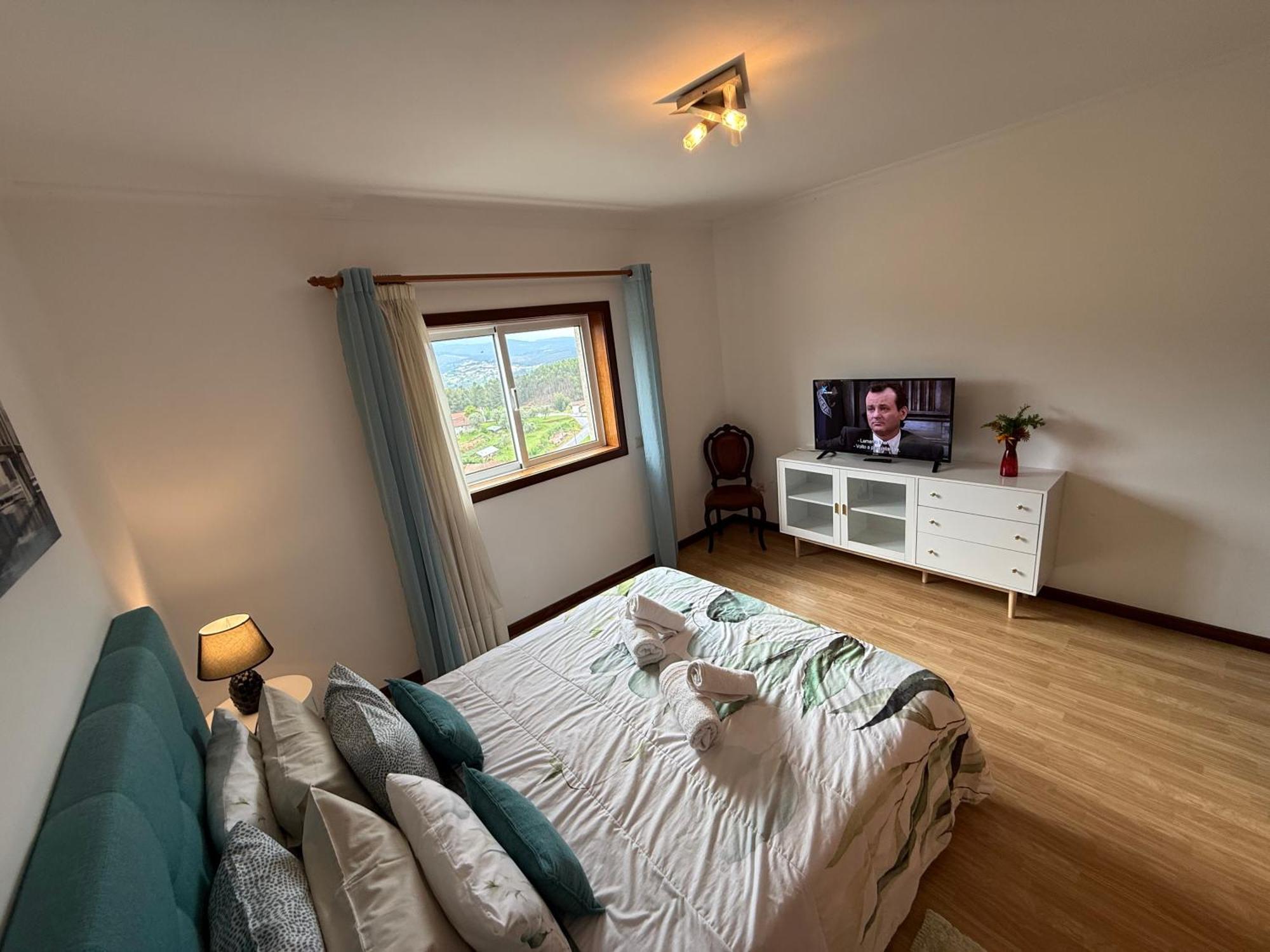 Cerdeirinhas De Basto "Piso Q 4" Apartment Canedo de Basto Bagian luar foto